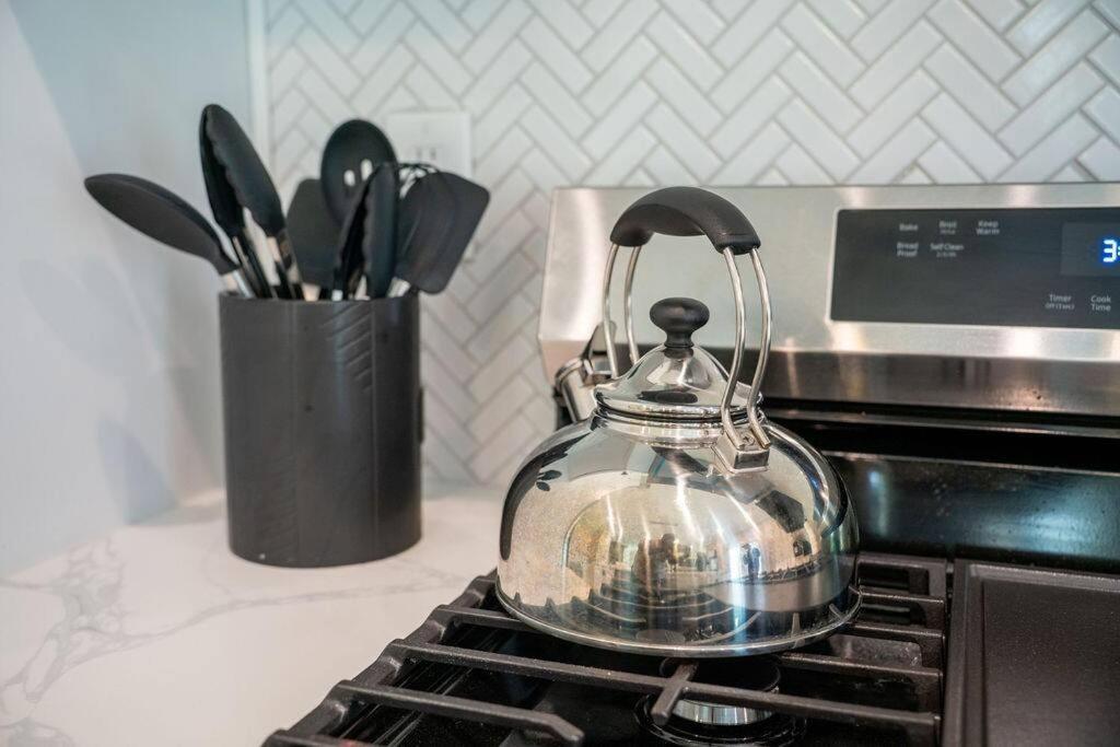 Brand New: Urban Oasis 5 Min From Mercedes Benz Atlanta Exteriör bild